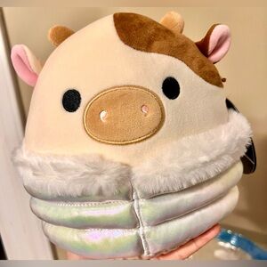 NWT Ronnie The Cow In Silver Puffer Jacket Select Series 8" Squishmallow